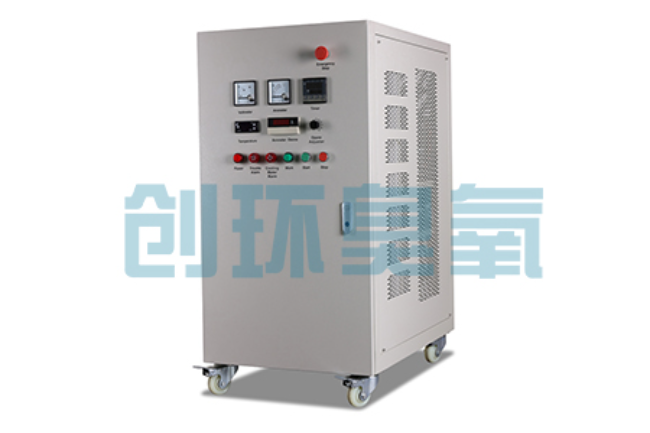 青岛冬季养殖场密闭消毒双赢方案：臭氧发生器在工厂化水产与畜牧场景的安全应用